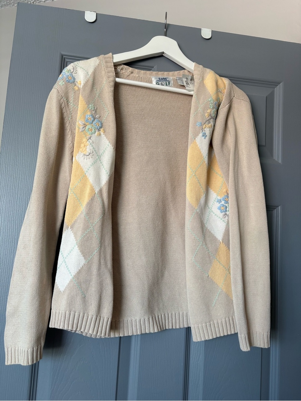 Lady Golf Beige Argyle Open-Front Sweater Cardigan with Floral Detail